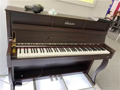 Beisite מציגה מכשירים בתערוכת הכלים של אלאהיים בלוס אנג'לס, ארה